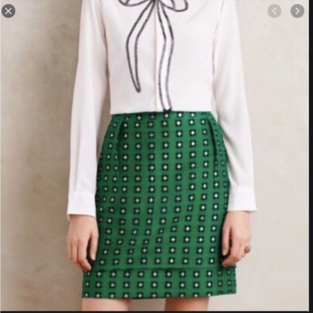 HD in Paris Anthropologie green floral garden glimmer skirt 10 - Picture 2 of 4